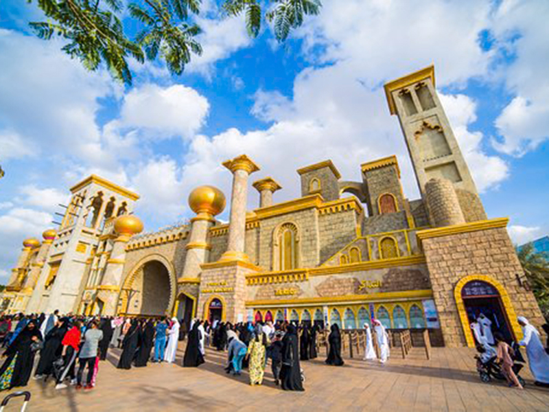 القرية العالمية: أول منتزه ترفيهي في العالم يحصل على تصنيف خمس نجوم من مجلس السلامة البريطاني